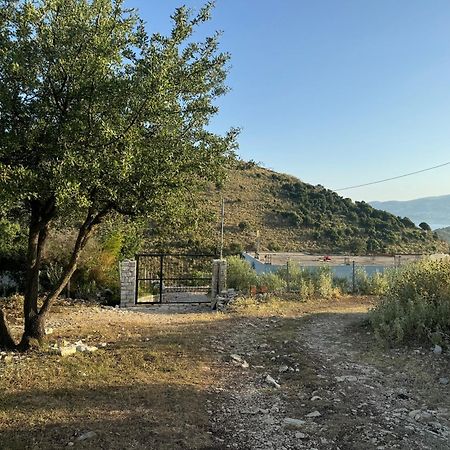 Vila Bedro Sarandë Esterno foto